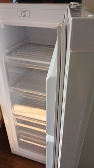 Морозильна камера морозилка Grifon