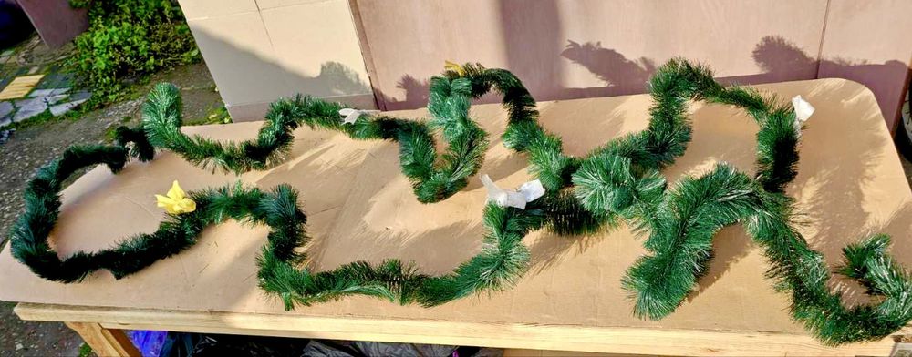 Штучна соснова гірлянда, гілка, ялинка, елка, сосна