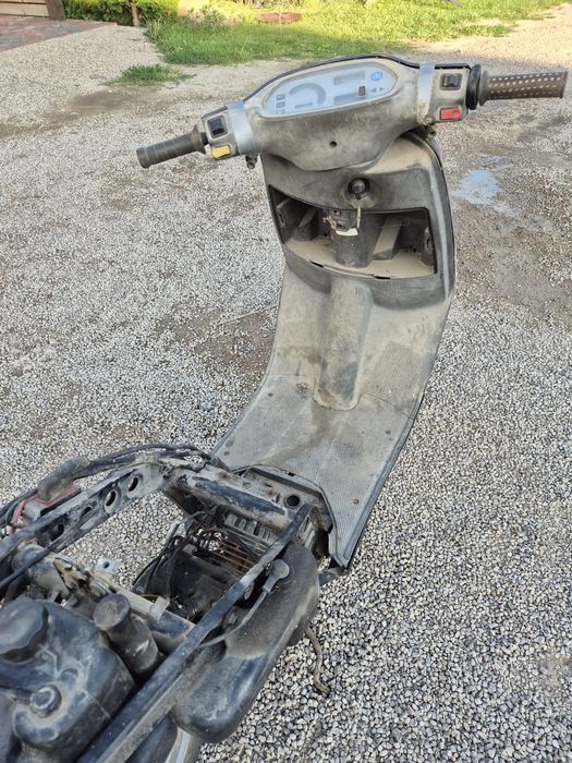 Sprzedam piaggio sfera na części