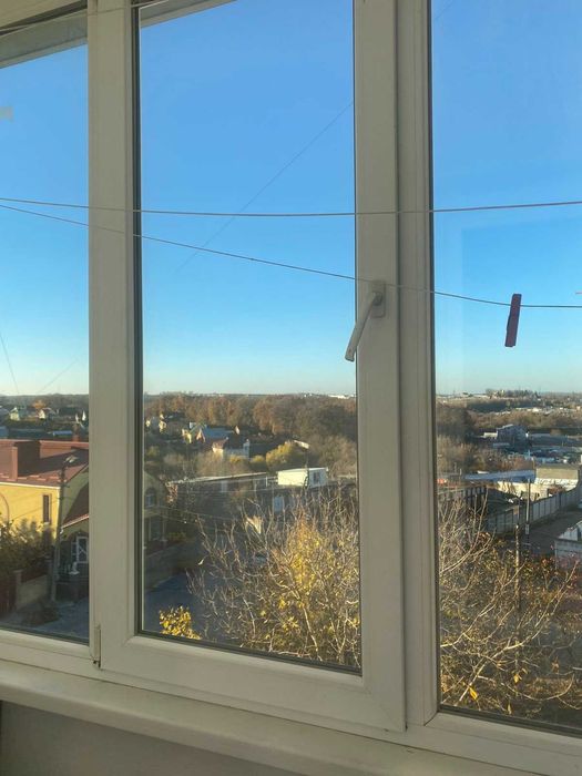 1 кімнатна квартира в будинку нового планування з косметичним ремонтом