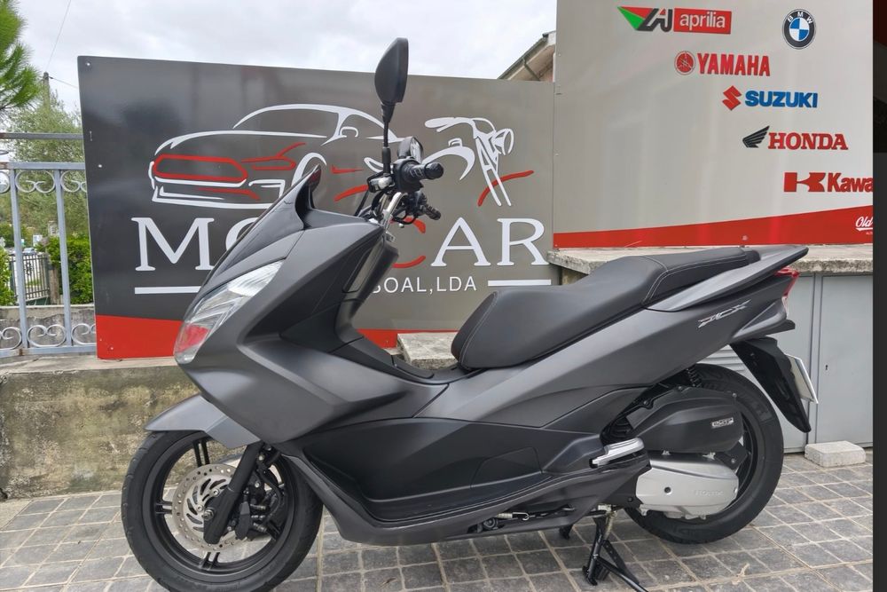 Honda pcx 125   excelente