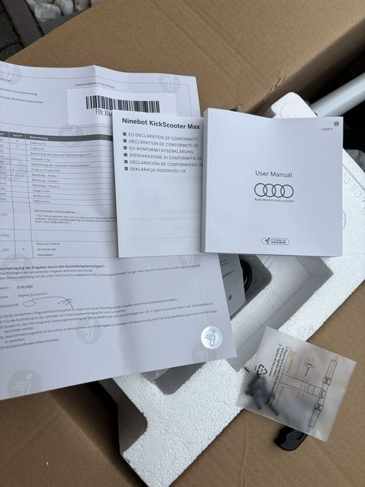 Hulajnoga elektryczna Audi