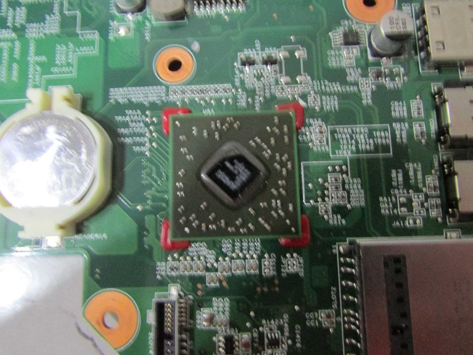 Продам материнскую плату ноутбука HP CQ58 на AMD-Полностью Рабочая. Дешево