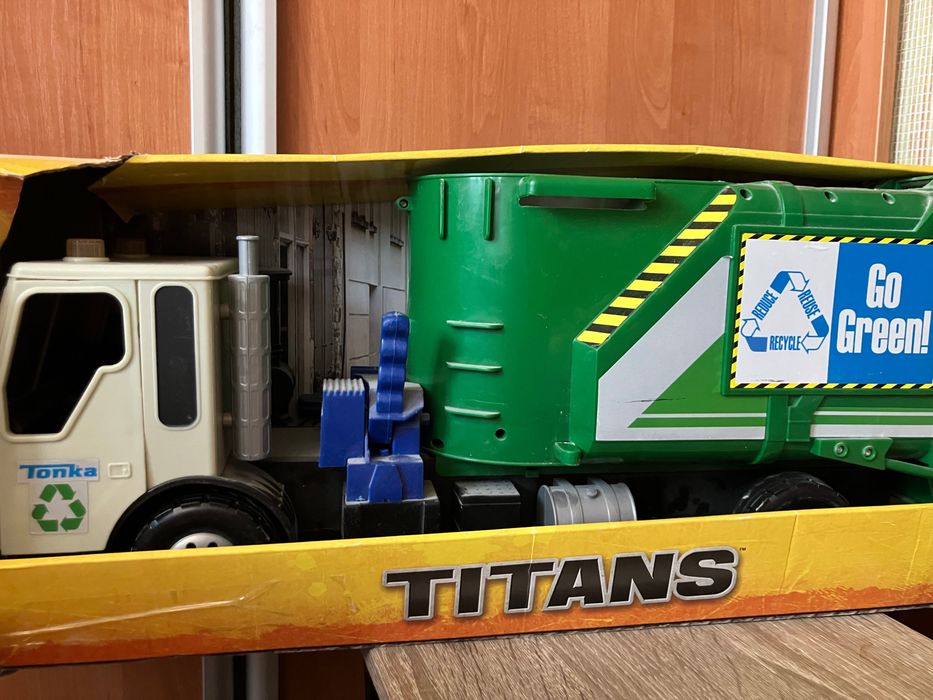 Унікальний!!! Іграшковий Сміттєвоз Tonka Titans Go Green! (США)