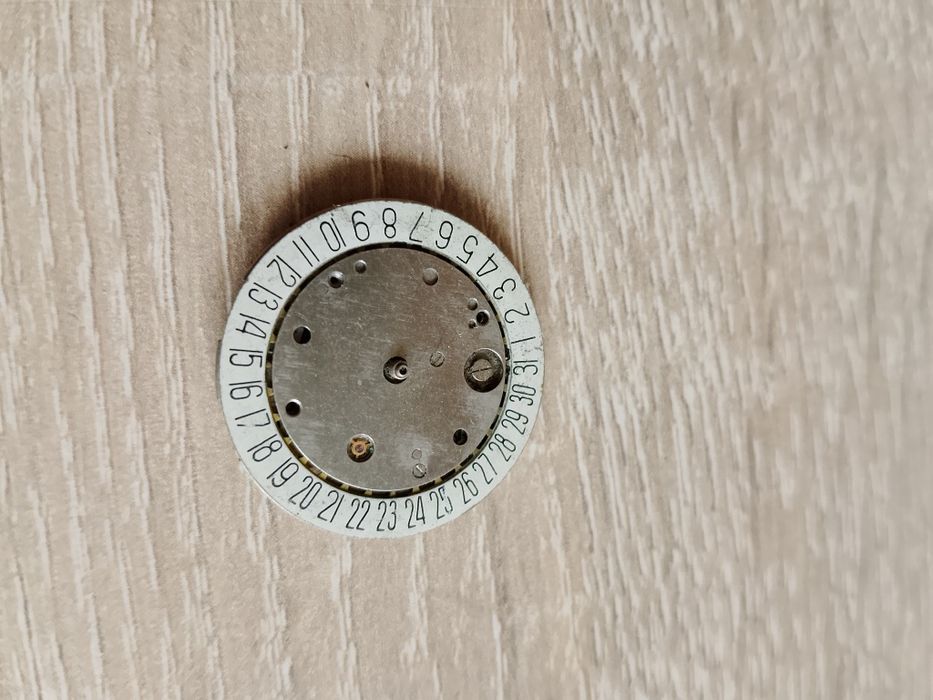 Stare radzieckie mechanizmy i zegarki