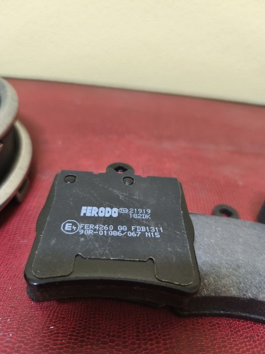 Pastilhas de travão para Mercedes