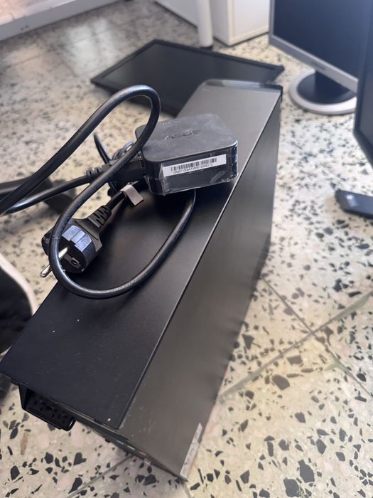 Pc asus e 3 ecras