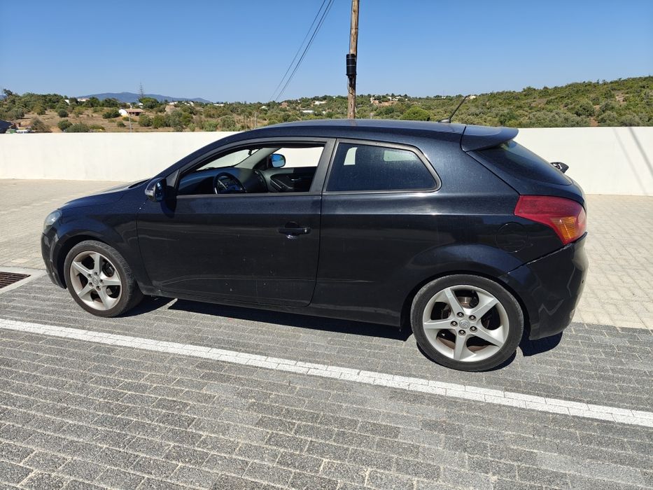 Kia proceed ED 1.6 crdi ceed coupé foto 2