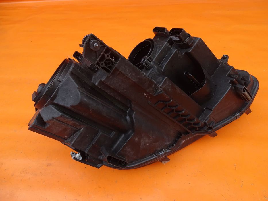 VW Tiguan 5N Lampa Lewy Przód 5NN941005  Europa