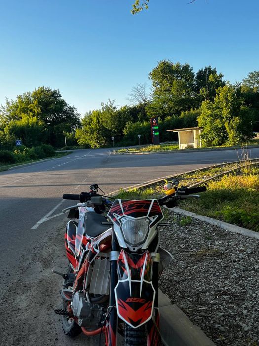 Продам мотоцикл в хорошому стані на документах