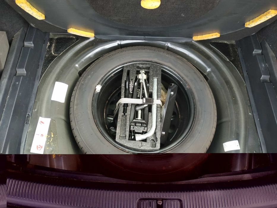 VW Golf carrinha - confere Conforto, Segurança, Versátil, Espaçosa para Família, e/ou Profissionais que precisem de espaço adicional