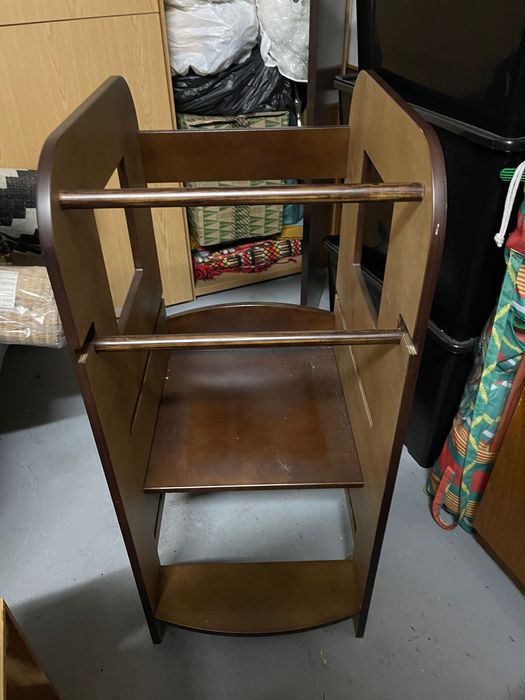 Banco torre de aprendizagem para criança (Montessori)