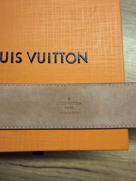 Skòrzany pasek Louis Vuitton czarny srebrny 110cm