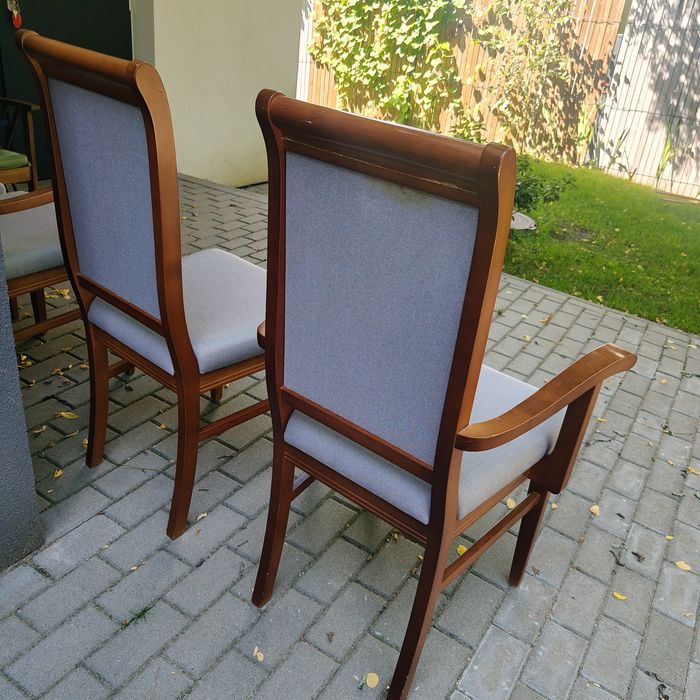Krzesła drewniane, 4 sztuki
