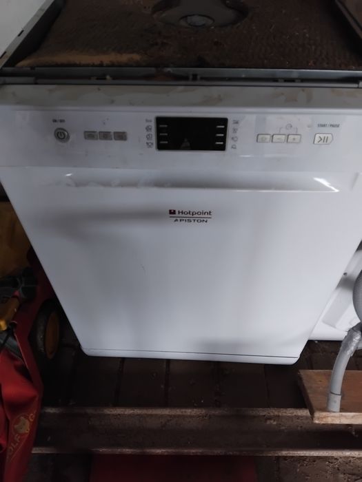 Zmywarka hotpoint ariston, kosz