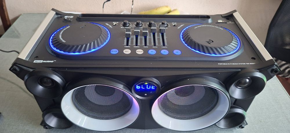 Boombox  Bluetooth  New AUDIO RM-800BT
