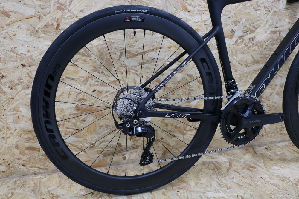 Bicicleta estrada Quick Zeit Pro SL - Cabos Integrados - Rodas carbono