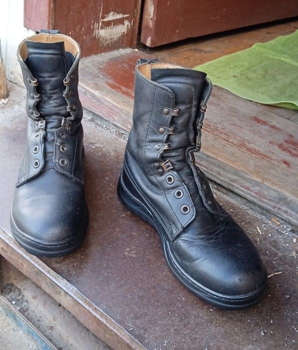 Продам берцы кожа