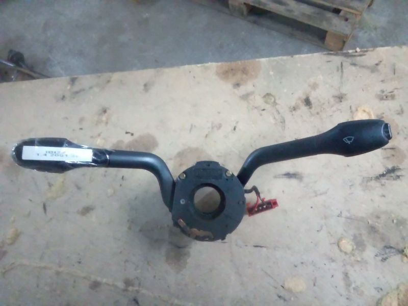 Manete Dos Piscas Seat Ibiza Iii (6K1)