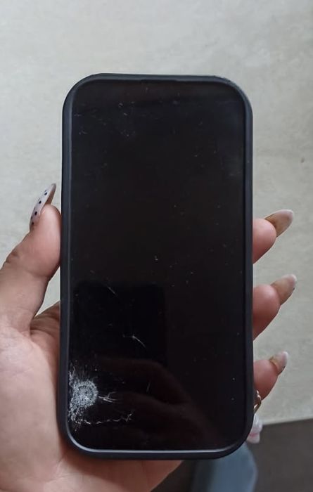 Iphone 14 Pro 128GB Bez Blokad Uszkodzony Ekran oraz Tył