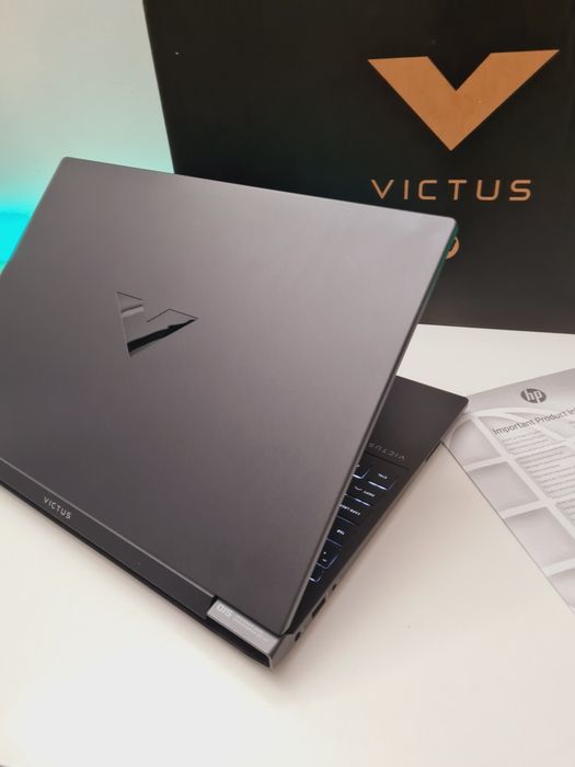 Gamingowy laptop HP Victus RTX 16 GB SSD  Ryzen 5