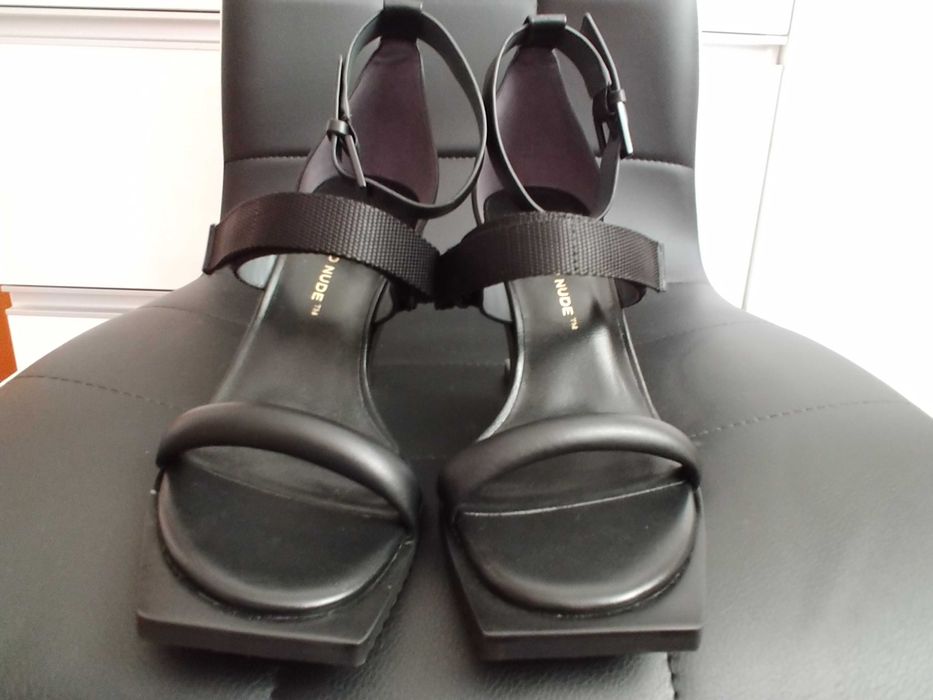 Nowe sandały United Nude