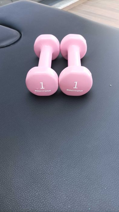 Dumbbell Set (Pilates, Toning, Rehabilitation) – 1 kg and 0.5 kg64738046858115121