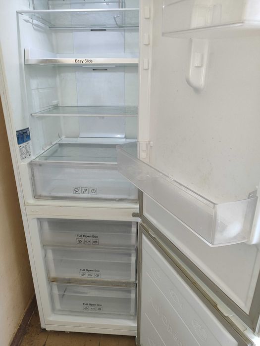 Продам холодильник Samsung