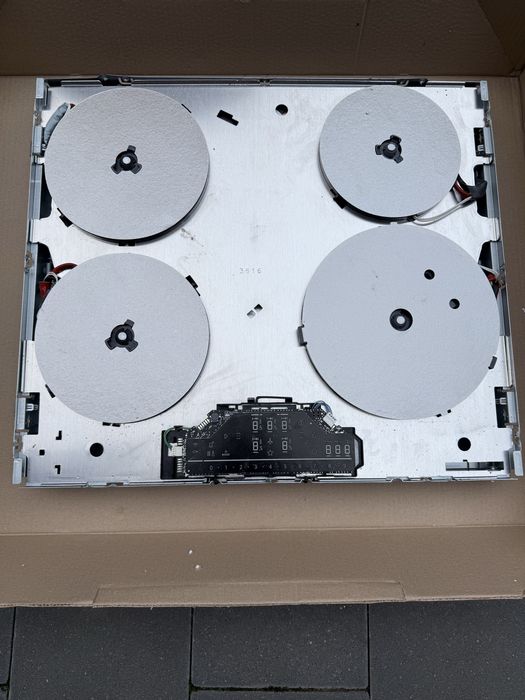 Plyta Bosch PIE631HB1E bez szkla
