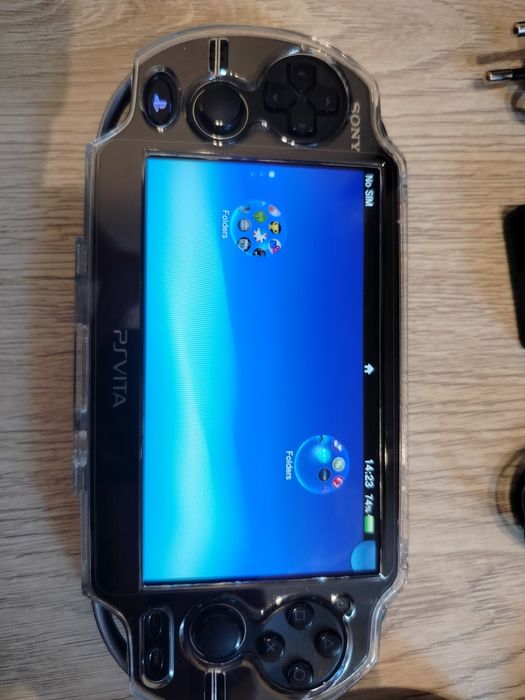 PS Vita pch-1104, henkaku