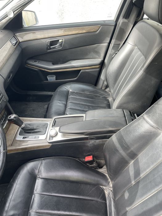 Mercedes-Benz E250 w212