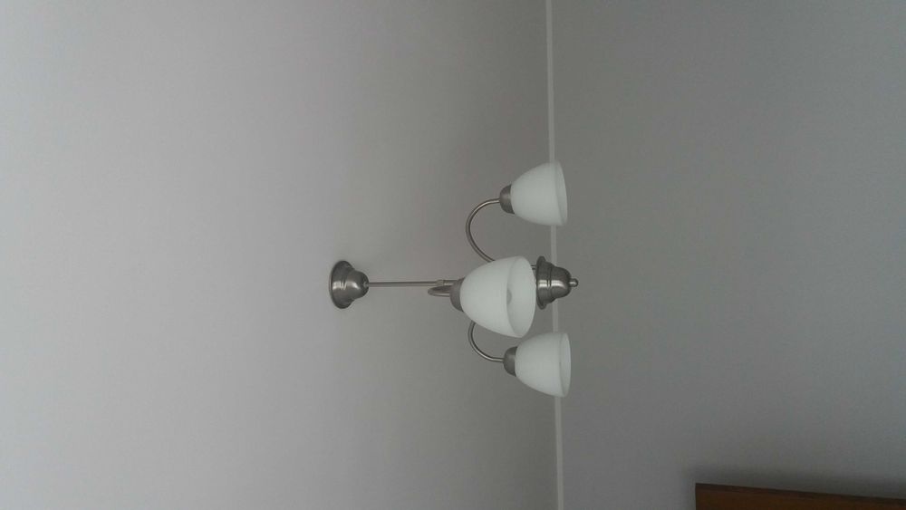 Żyrandol z 3 kloszami