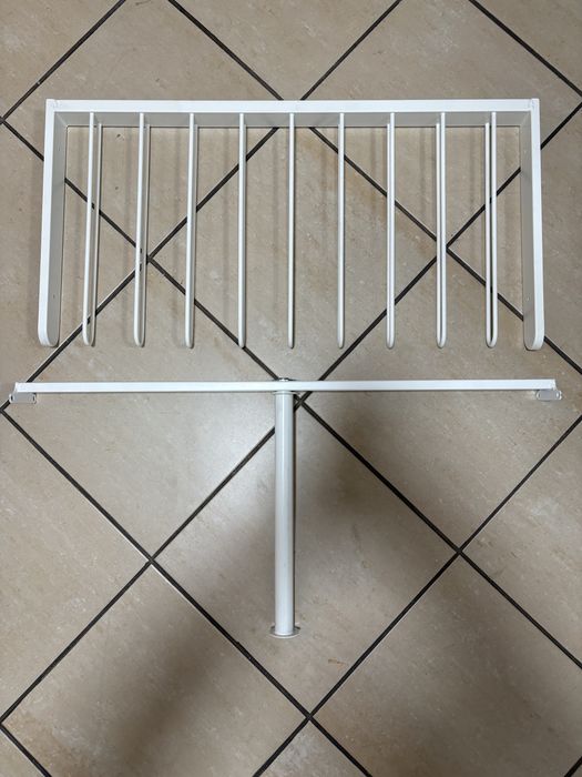 Wysuwany dróżek i wieszak do szafy Ikea Pax o szerokości szafy 75 cm