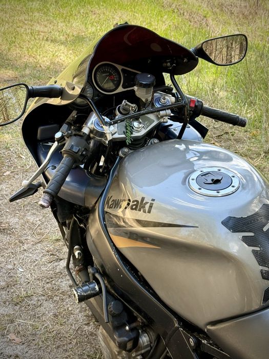 kawasaki zx4r - купить мототехнику - Цена на OLX.ua