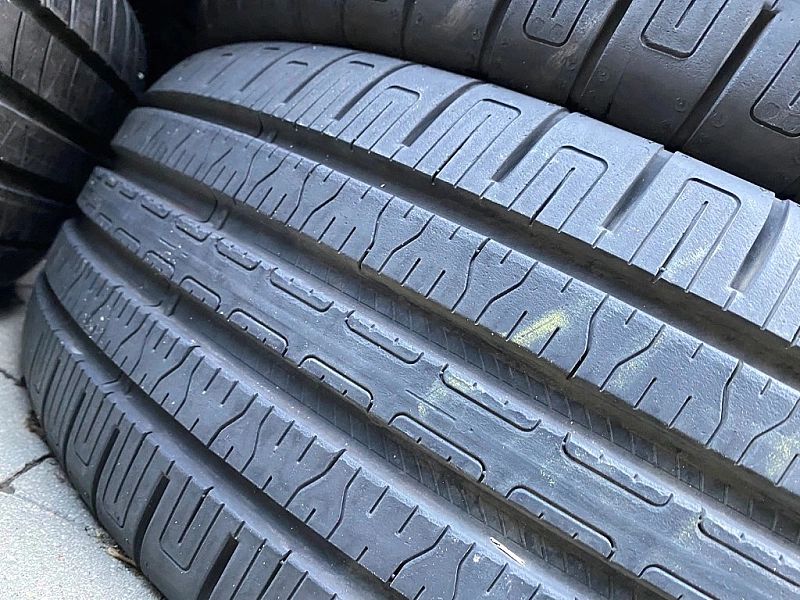215/55/18 Goodyear EfficientGrip_7,2mm_4szt_(184)