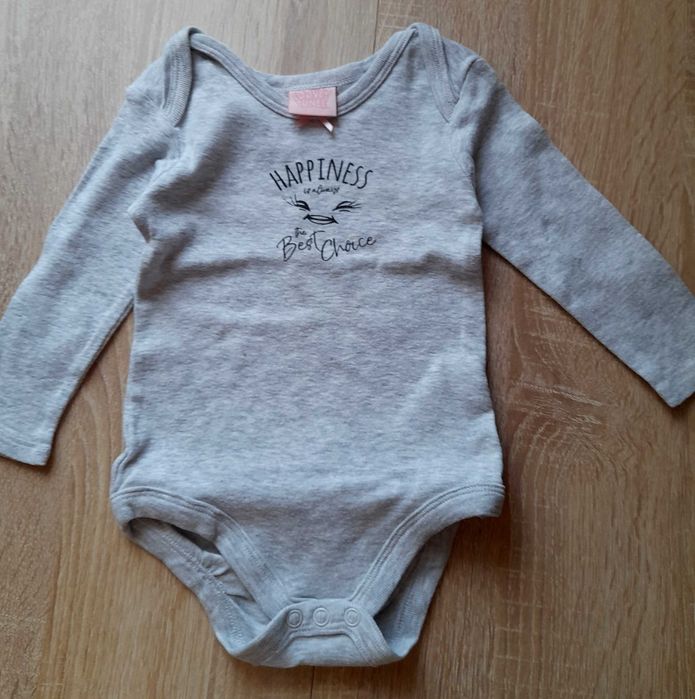 Zestaw ubrań roz. 68/74