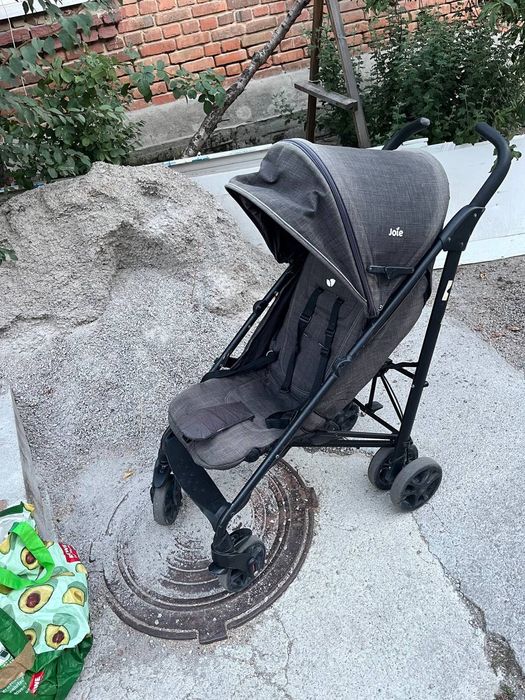 Візок прогулянковий