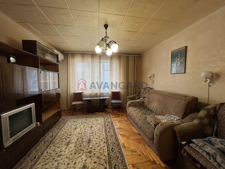 Продається 2 кім квартира.