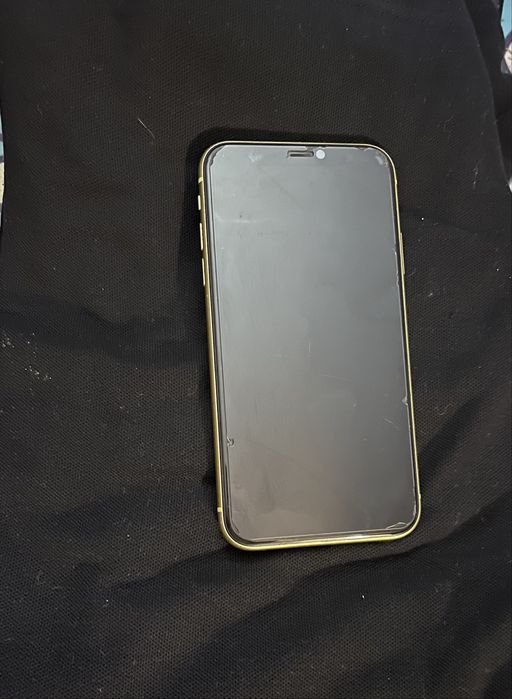 Apple iPhone 11 (usado)