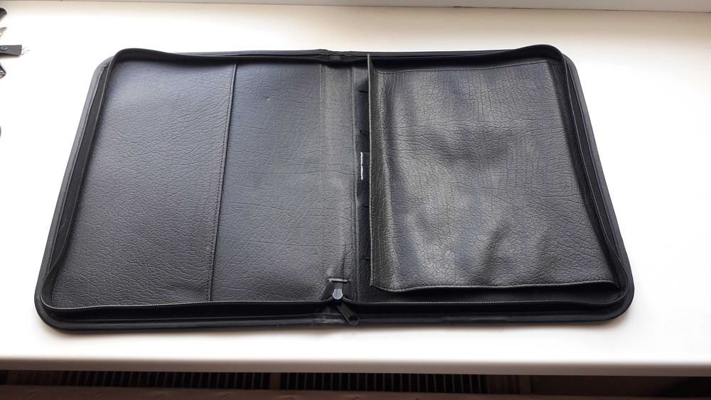 Папка, сумка для ручек, инструментов, отверток и т.п.