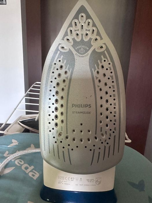 Żelazko PHILIPS (działa bez zarzutu)
