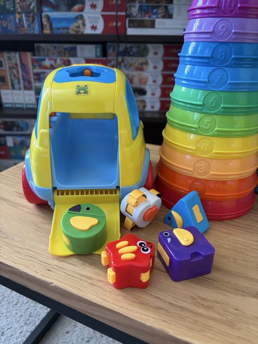 Пірамідка Fisher-Price "Великий та ще більше"; Автошка