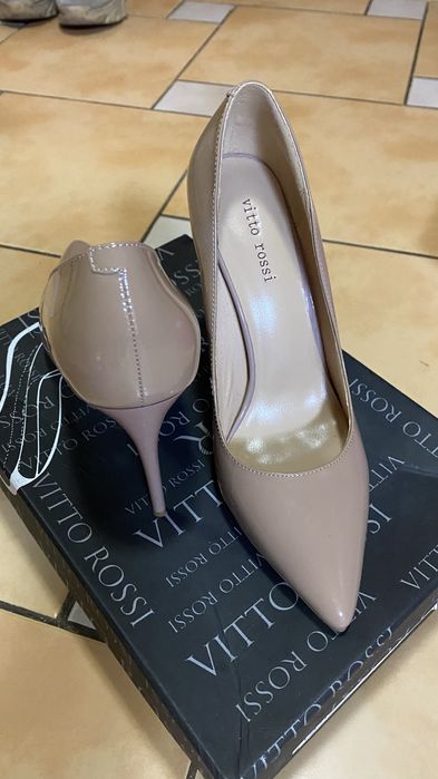 Туфли на шпильке