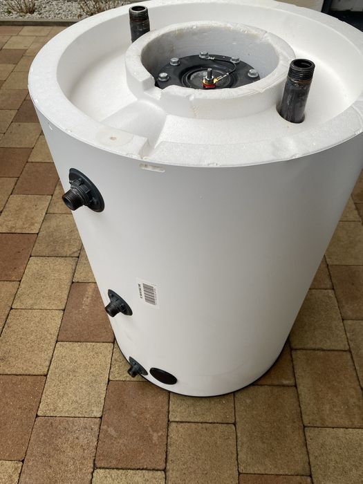 Zasobnik Viesmann Vitocell 100-W typu CUGA o pojemności 100 l