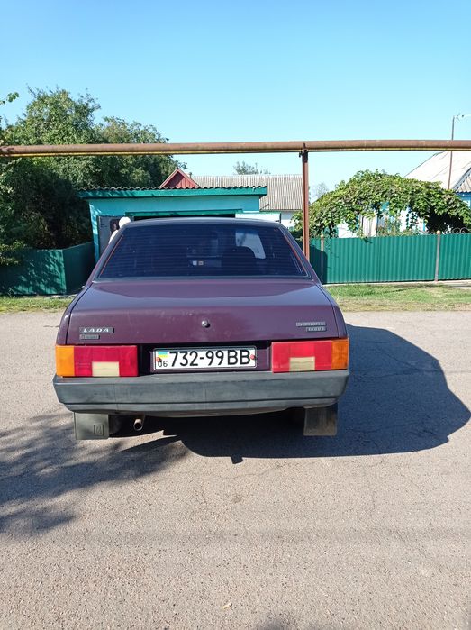 Продам автомобіль ВаЗ 21099