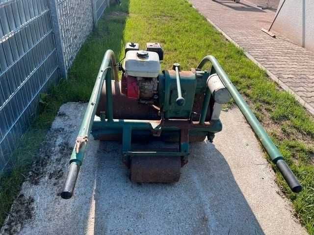 Walec spalinowy Geba z silnikiem Honda