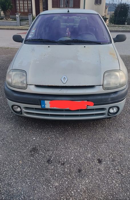 Renault Clio 1.2 RN Gasolina – 500€