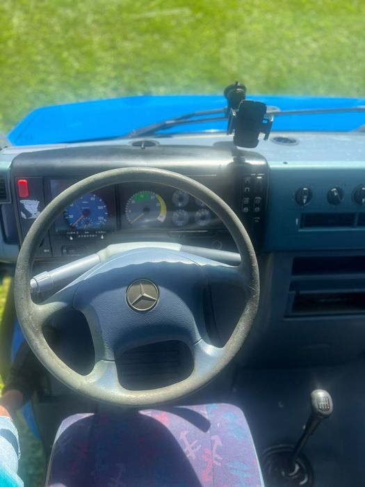 Mercedes Vario Atego 818 bez Adblue z 2006r. Super Stan