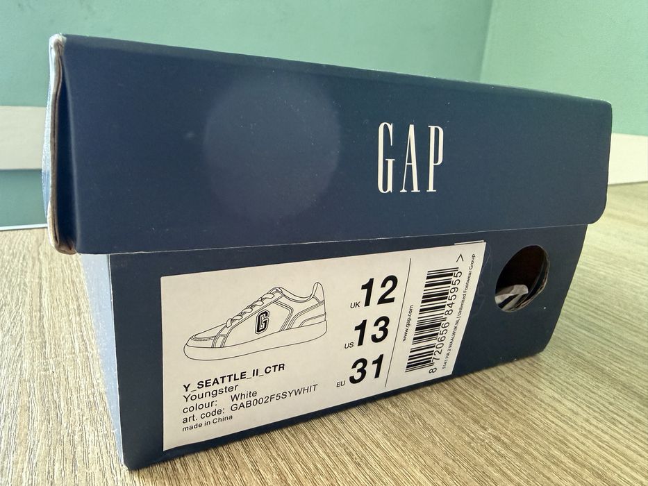 Gap дитячі снікерси 31розмір