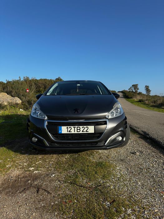Peugeot 208 PureTech 1.2 Gasolina